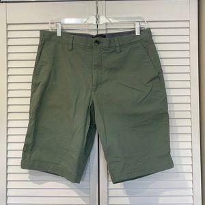 BRAND NEW BANANA REPUBLIC SHORTS